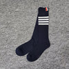 THOM BROWNE Dreifarbige Socken mit schrägem 4-Streifen-Design (MAS095A 01690 415) 128846612 [P]