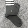 THOM BROWNE Drei Streifen 4-Bar Leichte Baumwolle Mid-Calf Socken Dunkelgrau (FAS020B 01690 025) 139893203 [P]