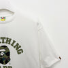 BAPE ABCカモ カレッジ 半袖Tシャツ ホワイト グリーン (001TEM301013M WHXGR) 157128833 [P]