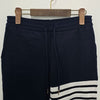 THOM BROWNE Klassische diagonale Streifen Trainingshose Navy 123536556 [P]