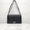 CHANEL ボーイキャビアチェーンフラップバッグミディアム27番代A67086 9763 163155965 [P]