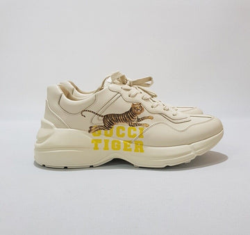 GUCCI Tiger Lighton Sneakers 687611 134700147