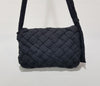 BOTTEGA VENETA 24FW Schwarze Kleine Rümpel-Umhängetasche 119259234 [P]
