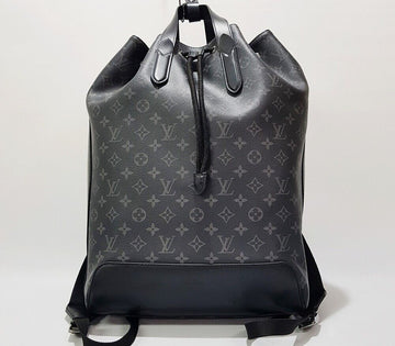 Louis Vuitton Monogram Eclipse Explorer Backpack M40527 76658908