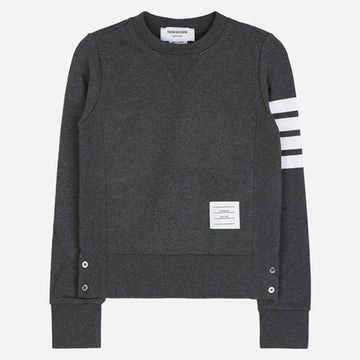 THOM BROWNE 女性クラシック斜めトレーナー ダークグレー FJT002A 00535 025 144270443