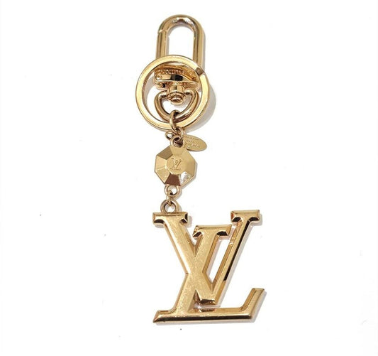 Louis Vuitton Pochette Keychain 7113500279 64256552