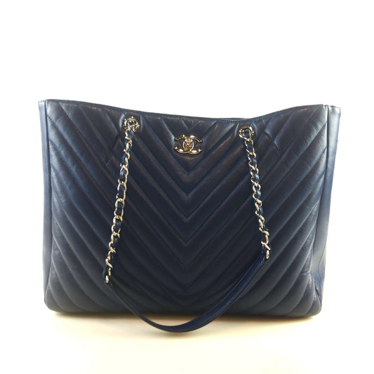 CHANEL シェブロン キャビア ショルダーバッグ ショッパーA91046 8295 124256785
