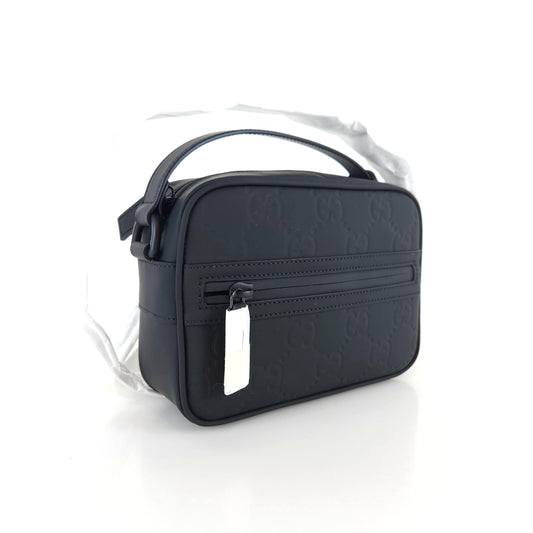 GUCCI gg GG ラバー効果レザークロスバッグ 771293 7103 112623960