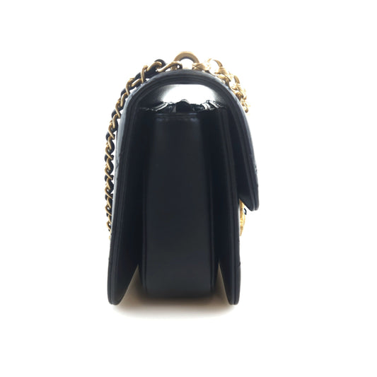 CHANEL オニキスペールメタルフラップショルダーバッグクロスバッグAS1889 6738 101137631