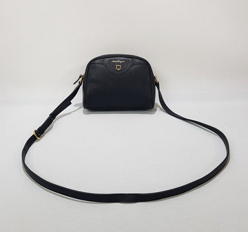 SALVATORE FERRAGAMO Gancini Reise Kamera Rucksack 146520914