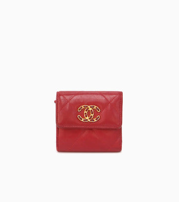 CHANEL レッド 19 中財布 31524 146380507