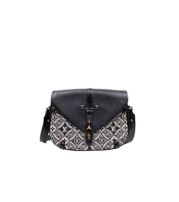 LOUIS VUITTON キャンバスソミュール MM 39432 147451765