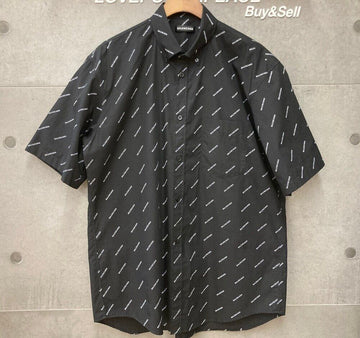 BALENCIAGA オールオーバー マルチロゴ 半袖シャツ ブラック 534332 148409711