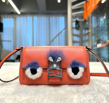 FENDI Puppen Baguette Tasche Mini Crossbody Orange Pink Coral E031608 148576465