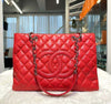 CHANEL グランドショッピング キャビア レッド/シルバー 12番 H072207 148576493 [P]