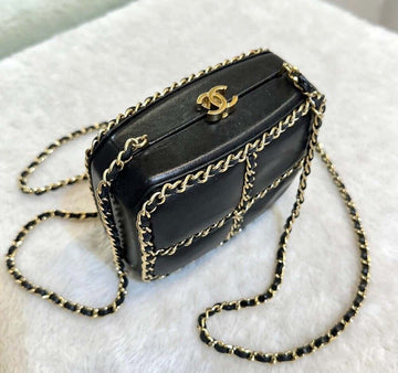 CHANEL Vintage Chain-Decor Mini Crossbody Bag Black 15G123112 148576582