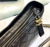 CHANEL Gabrielle Crossbody Schwarz Mittel 26 AS1521G041203 148576636 [P]