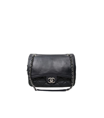 CHANEL Schwarze Taschen mit Kettenhenkel 37697 148763084