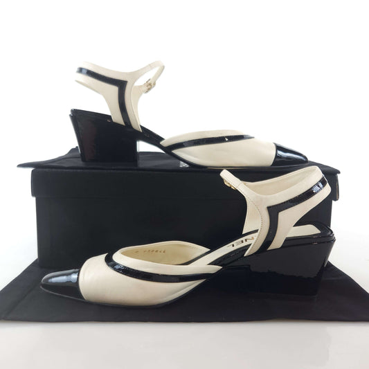 CHANEL cc CC Zwei-Ton Slingback 7240 114360264