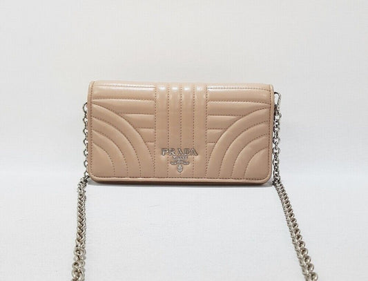 PRADA ダイアグラムミニチェーンクロスバッグ 68598903