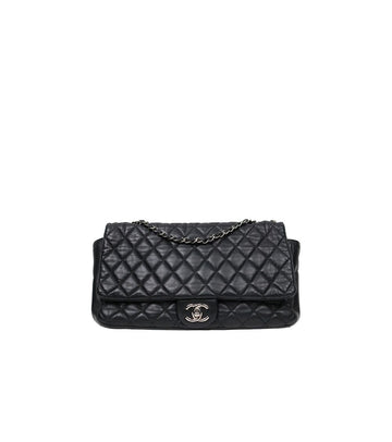 CHANEL Black Quilted Chain Shoulder Bag 42217 149500629