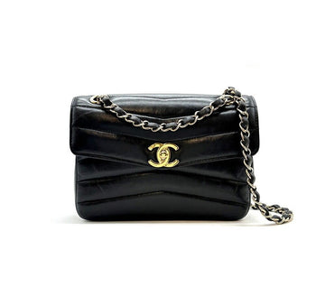 CHANEL ラムスキンシェブロン クラシックミニバッグ ブラック B0909C024 151516870