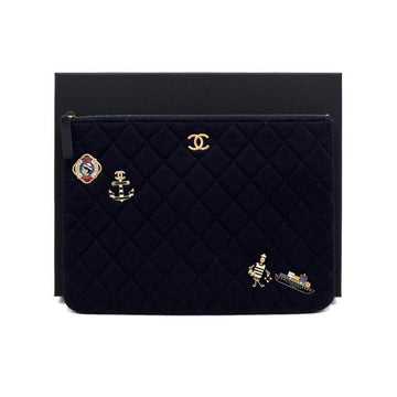 CHANEL Navy Canvas Marine Charm Decorative Gold CC Logo Clutch Bag A70337 152314911