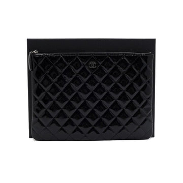 CHANEL Black Patent Leather Silver CC Classic New Medium Clutch Bag A82045 152315633