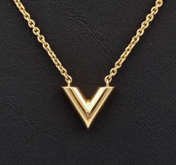 Louis Vuitton v Essential V Necklace 7863696483 150669528