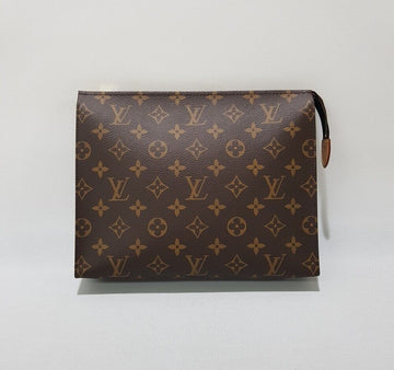 LOUIS VUITTON Pochette Toilette 26 Clutch M47542 133199130