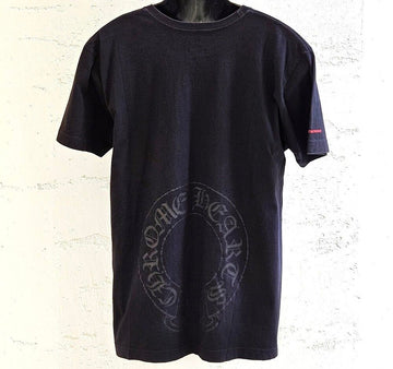 Chrome Hearts Horseshoe Red Scroll Pocket T-Shirt 258130C 153392555
