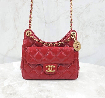 CHANEL 23C Pocket Patent Hobo Bag Small New Chip AS3710 130287668