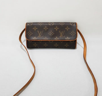 LOUIS VUITTON モノグラム ポシェ トゥイーン PM 153584930