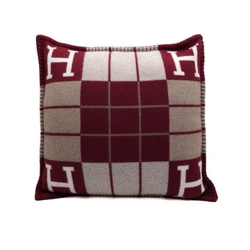 HERMES Burgunderfarbene kleine Kissen 50x50 153689488