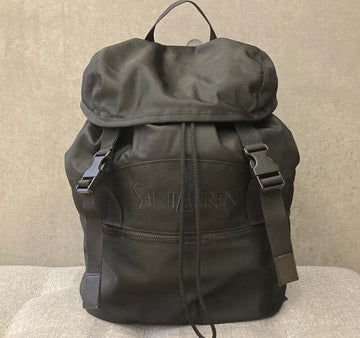 SAINT LAURENT Nylon-Rucksack mit gesticktem Logo in Schwarz 756285 153575948