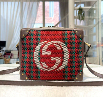 Gucci Interlocking GG Embossed Houndstooth Shoulder Bag 626363 153851960