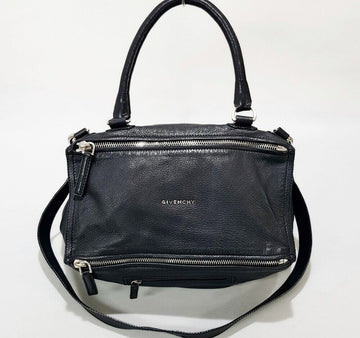 Givenchy Pandora Medium 153873183