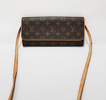 LOUIS VUITTON モノグラム ポシェット Twin GM 153584312