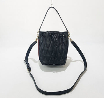 BALLY ドナエ キルティング バケットバッグ 154015440