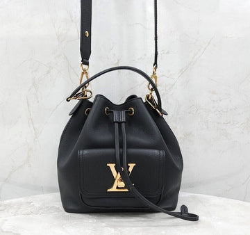 Louis Vuitton LV Lockme Leather Bucket Bag M57687 151064799
