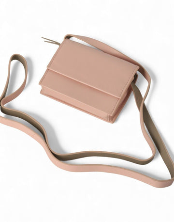 DRIES VAN NOTEN ローズ ドリス ヴァン ノッテン ストラップ レザー カード ケース 242012104190303 125644755