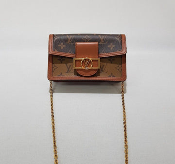 LOUIS VUITTON ドーフィン チェーン ウォレット ミニ クロスバッグ M68746 143555433