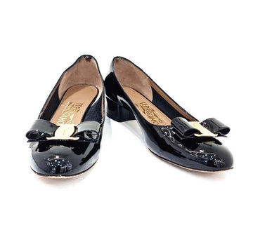 SALVATORE FERRAGAMO Ferragamo Patent Runder Absatzschuh 5935713840 29394406