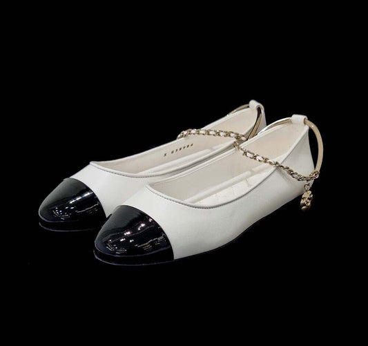 CHANEL クラシックバレリーナチェーンフラットシューズ G38986 7085604576 62854444