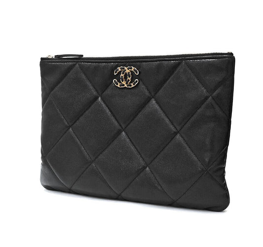 CHANEL 19 クラッチ 6857696196 52047869