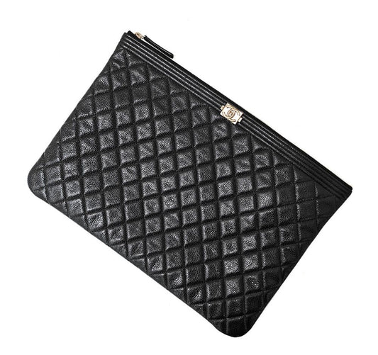 CHANEL キャビア ボーイ クラッチ ラージ 6774057204 48873756