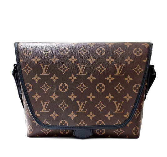 LOUIS VUITTON マグネティック メッセンジャー クロスバッグ M45557 7262608215 77939282