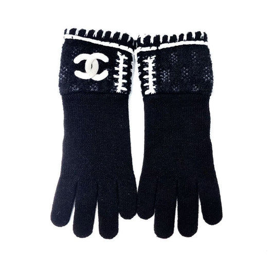 CHANEL Cashmere Gloves 7494792318 124386708