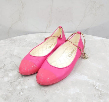 CHANEL Lackleder Ballerina Ketten Flachschuhe G38986 137609829