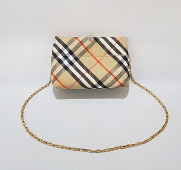 BURBERRY スニップ チェーン クラッチ＆クロスバッグ 80992201 139980921